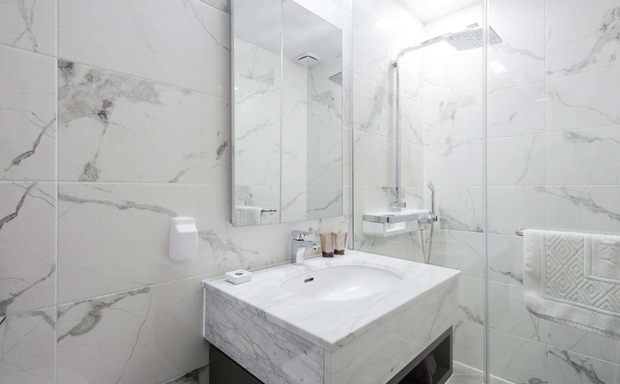Gloucester Hotel Cshongdzsu Kültér fotó