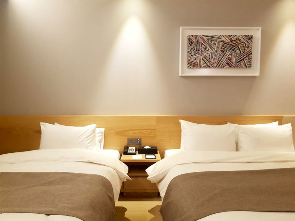 Gloucester Hotel Cshongdzsu Kültér fotó