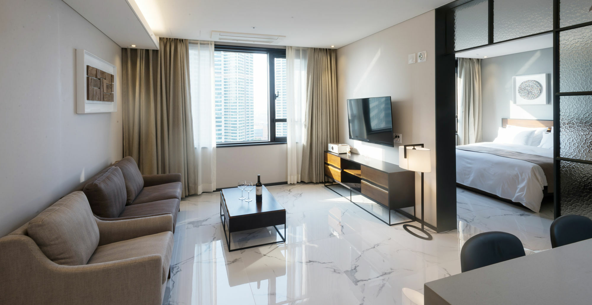 Gloucester Hotel Cshongdzsu Kültér fotó